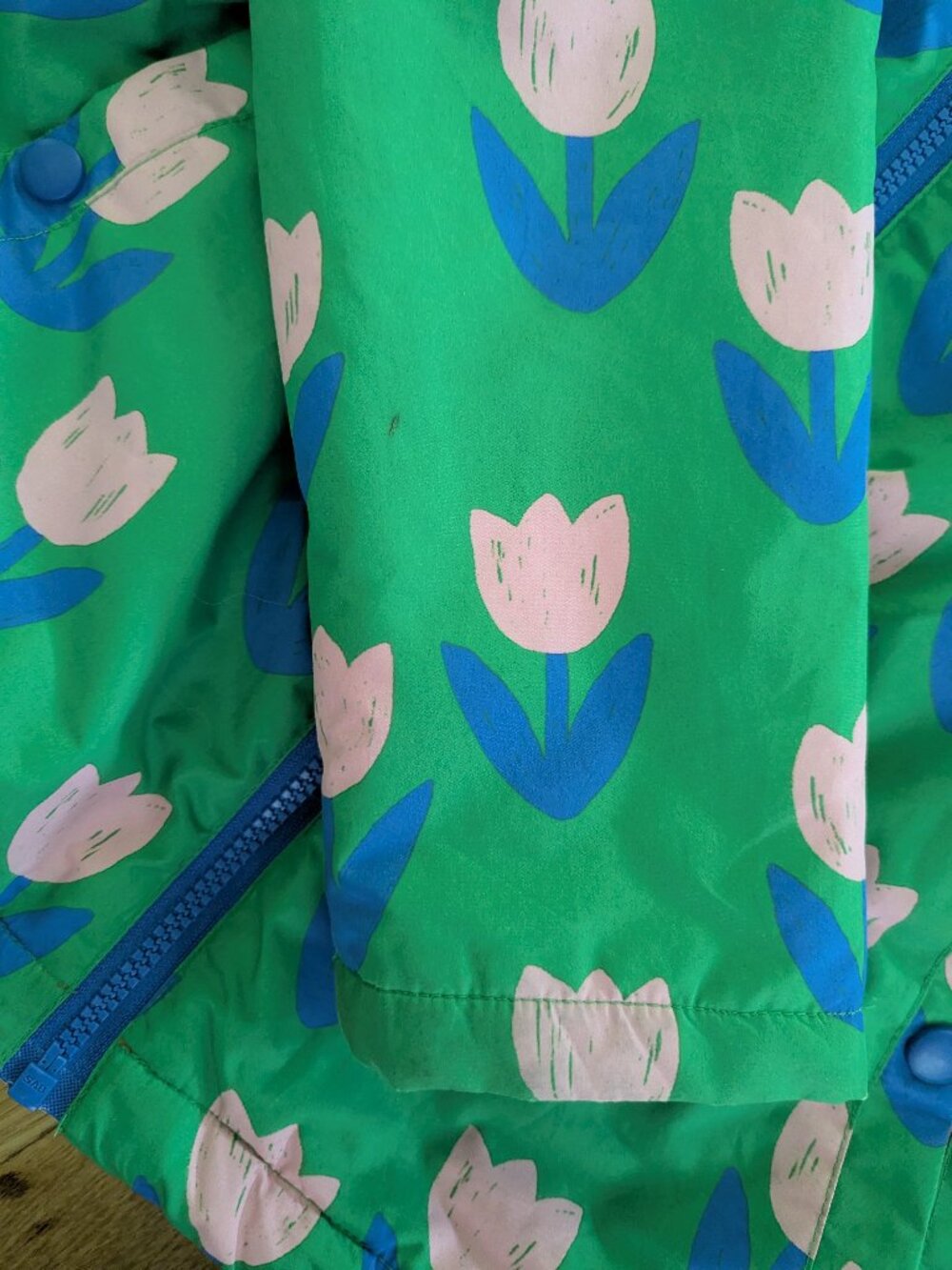 Mini Boden rain jacket - Picture 5 of 7